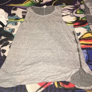 Grey tank top
